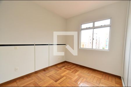 Apartamento à venda com 150m², 4 quartos e 2 vagas Apartamento à venda com 150m², 4 quartos e 2 vagasQuarto3/ suite