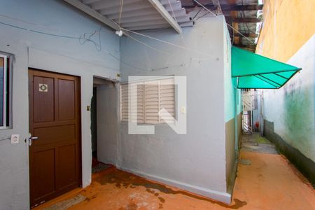 Casa para alugar com 15m², 1 quarto e sem vagaQuintal/Área de serviço