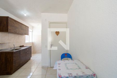 Sala de apartamento à venda com 2 quartos, 70m² em São Luis, Canoas