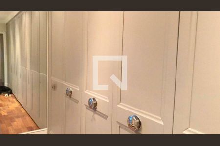 Casa à venda com 530m², 4 quartos e 6 vagas