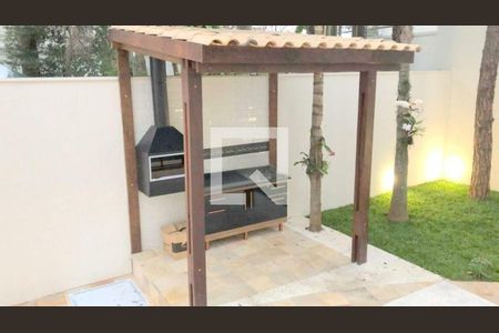 Casa à venda com 530m², 4 quartos e 6 vagas