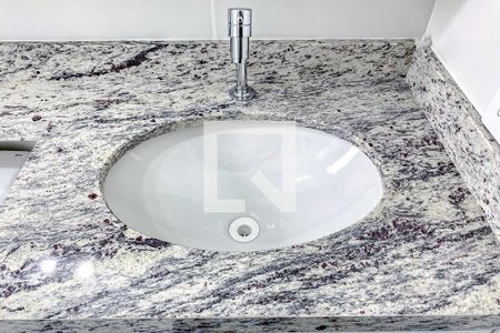 Apartamento à venda com 34m², 1 quarto e sem vagaBanheiro da Suíte