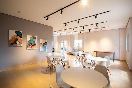 Apartamento para alugar com 45m², 2 quartos e 1 vagaÁrea comum - Salão de festas