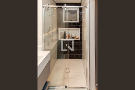 Apartamento à venda com 67m², 2 quartos e 1 vagaBanheiro da Suíte