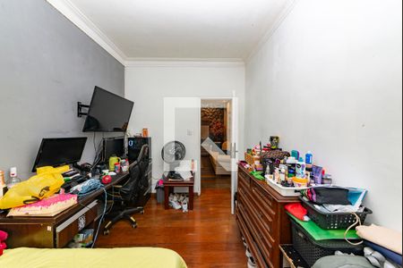 Apartamento à venda com 305m², 4 quartos e 2 vagas Apartamento à venda com 305m², 4 quartos e 2 vagasQuarto 4