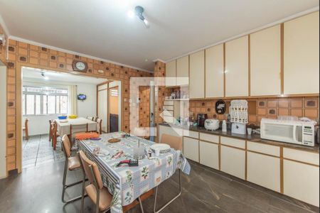 Casa de condomínio à venda com 550m², 5 quartos e 6 vagasCozinha - Copa