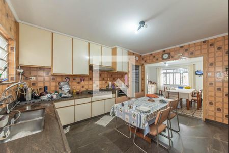 Casa de condomínio à venda com 550m², 5 quartos e 6 vagasCozinha - Copa