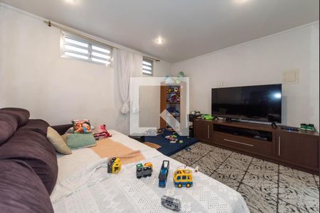Casa de condomínio à venda com 550m², 5 quartos e 6 vagasSala de TV