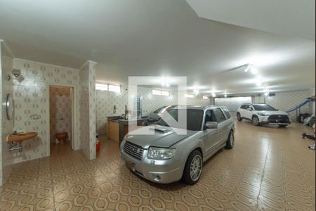 Casa de condomínio à venda com 550m², 5 quartos e 6 vagasGaragem