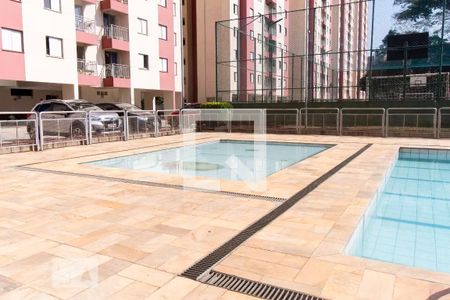 Apartamento para alugar com 75m², 3 quartos e 1 vaga Apartamento para alugar com 75m², 3 quartos e 1 vagaÁrea comum - Piscina