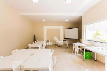 Apartamento para alugar com 75m², 3 quartos e 1 vaga Apartamento para alugar com 75m², 3 quartos e 1 vagaÁrea comum - Salão de festas