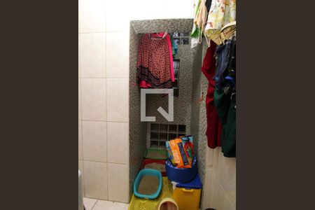 Casa à venda com 108m², 3 quartos e 2 vagasÁrea de Serviço