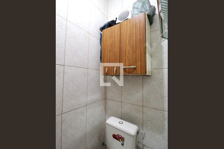 Casa à venda com 108m², 3 quartos e 2 vagasLavabo