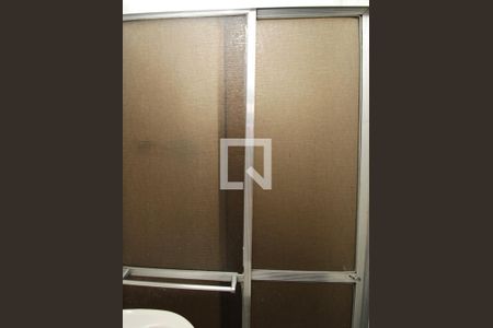 Casa à venda com 108m², 3 quartos e 2 vagasBanheiro da Suíte 1