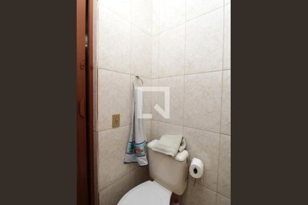 Casa à venda com 108m², 3 quartos e 2 vagasBanheiro da Suíte 2