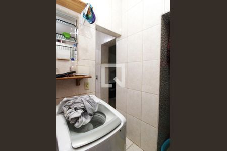 Casa à venda com 108m², 3 quartos e 2 vagasÁrea de Serviço