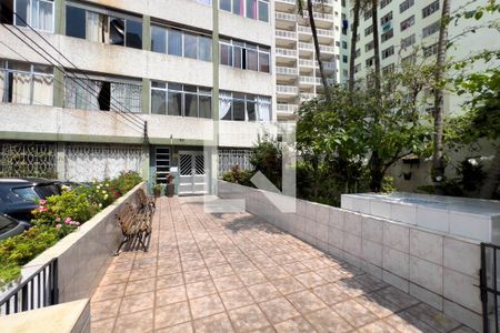 Studio à venda com 44m², 1 quarto e sem vaga Studio à venda com 44m², 1 quarto e sem vagaEntrada