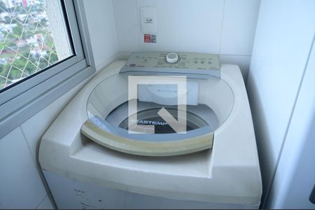 Área de serviço de apartamento para alugar com 2 quartos, 64m² em Setor Leste Universitário, Goiânia