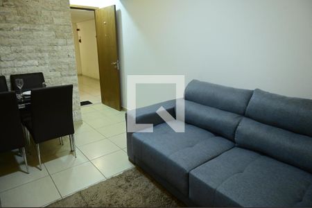 Sala de apartamento para alugar com 2 quartos, 64m² em Setor Leste Universitário, Goiânia