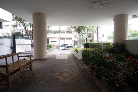 Apartamento à venda com 140m², 3 quartos e 1 vaga Apartamento à venda com 140m², 3 quartos e 1 vagaÁrea comum