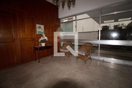 Apartamento à venda com 140m², 3 quartos e 1 vaga Apartamento à venda com 140m², 3 quartos e 1 vagaÁrea comum