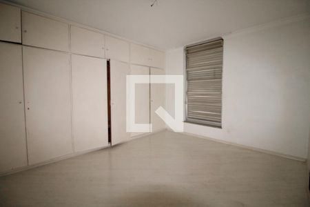 Apartamento à venda com 140m², 3 quartos e 1 vaga Apartamento à venda com 140m², 3 quartos e 1 vagaQuarto