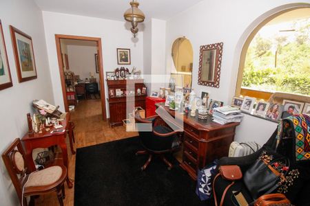 Casa à venda com 1000m², 5 quartos e 7 vagasSala