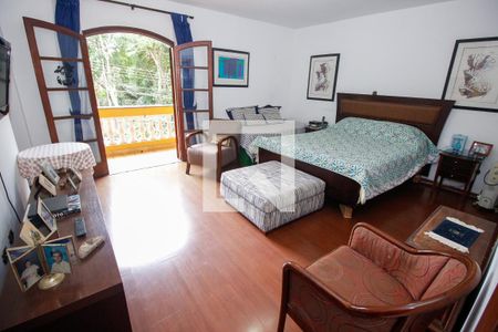 Casa à venda com 1000m², 5 quartos e 7 vagasSuíte 1