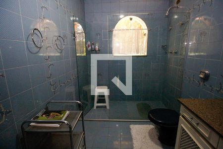 Casa à venda com 1000m², 5 quartos e 7 vagasBanheiro da Suíte 3