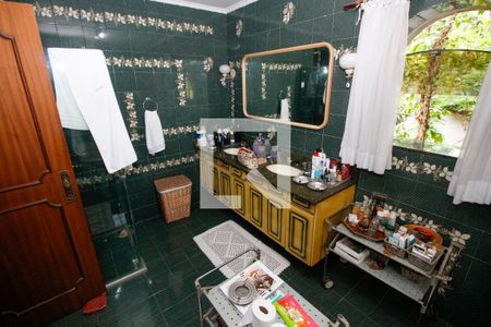 Casa à venda com 1000m², 5 quartos e 7 vagasBanheiro da Suíte 5