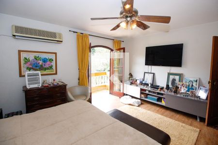 Casa à venda com 1000m², 5 quartos e 7 vagasSuíte 5
