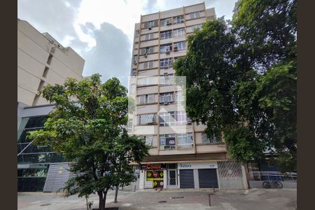 Apartamento para alugar com 130m², 3 quartos e 1 vagaFachada