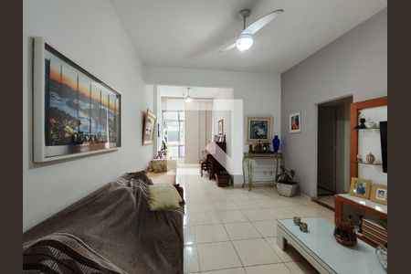 Apartamento para alugar com 130m², 3 quartos e 1 vaga Apartamento para alugar com 130m², 3 quartos e 1 vagaSala