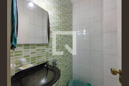 Apartamento para alugar com 130m², 3 quartos e 1 vaga Apartamento para alugar com 130m², 3 quartos e 1 vagaBanheiro