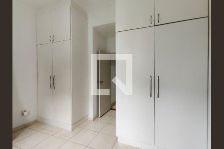 Apartamento para alugar com 130m², 3 quartos e 1 vaga Apartamento para alugar com 130m², 3 quartos e 1 vagaQuarto 1