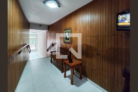 Apartamento para alugar com 130m², 3 quartos e 1 vaga Apartamento para alugar com 130m², 3 quartos e 1 vagaFachada e portaria