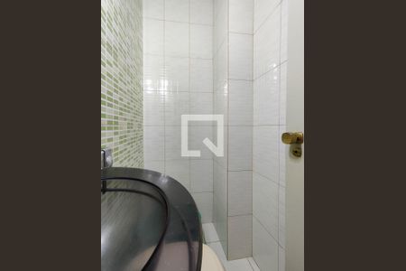 Apartamento para alugar com 130m², 3 quartos e 1 vaga Apartamento para alugar com 130m², 3 quartos e 1 vagaBanheiro