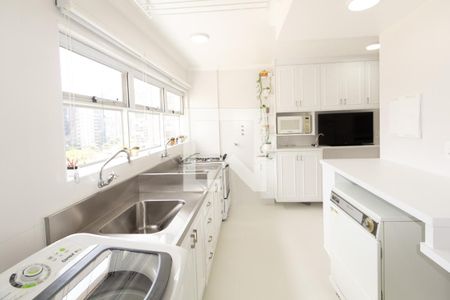 Apartamento à venda com 72m², 2 quartos e 1 vagaÁrea de Serviço