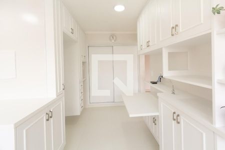 Apartamento à venda com 71m², 2 quartos e 1 vagaCozinha