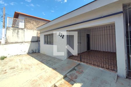 Casa à venda com 100m², 3 quartos e 2 vagasQuintal - Garagem