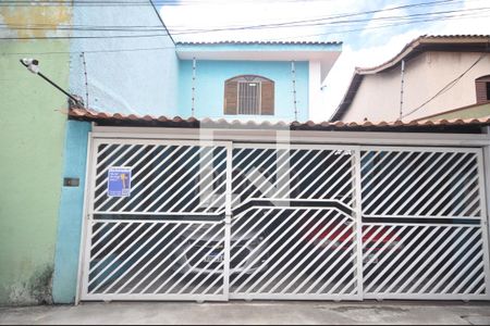 Casa à venda com 157m², 3 quartos e 2 vagasFachada