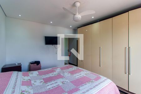 Casa à venda com 90m², 4 quartos e 3 vagas Casa à venda com 90m², 4 quartos e 3 vagasQuarto 4