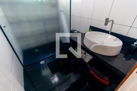 Casa à venda com 90m², 4 quartos e 3 vagas Casa à venda com 90m², 4 quartos e 3 vagasBanheiro 2