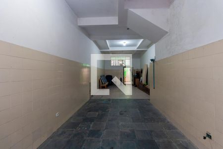 Casa à venda com 90m², 4 quartos e 3 vagas Casa à venda com 90m², 4 quartos e 3 vagasGaragem