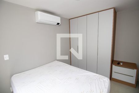 Casa de condomínio à venda com 300m², 4 quartos e 3 vagasQuarto 2