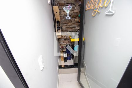 Casa de condomínio à venda com 300m², 4 quartos e 3 vagasSala