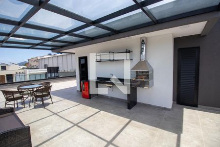 Casa de condomínio à venda com 300m², 4 quartos e 3 vagasTerraço