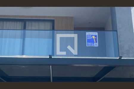 Casa de condomínio à venda com 300m², 4 quartos e 3 vagasPlaquinha