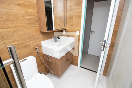 Casa de condomínio à venda com 300m², 4 quartos e 3 vagasBanheiro quarto 3