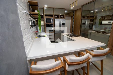 Casa de condomínio à venda com 300m², 4 quartos e 3 vagasCozinha